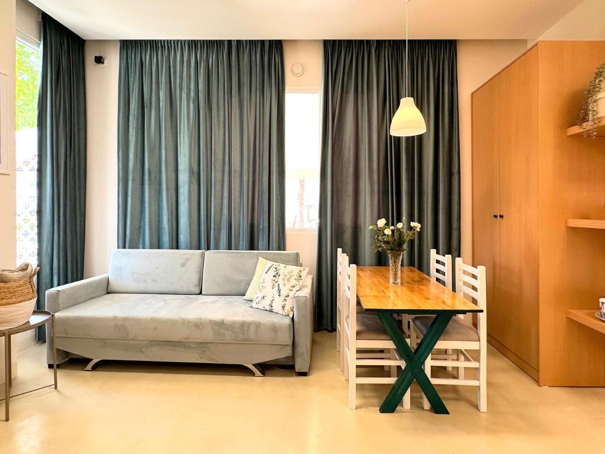 13 Eur For Monthly Stay - Home By The Sea - Hbs 골렘 외부 사진