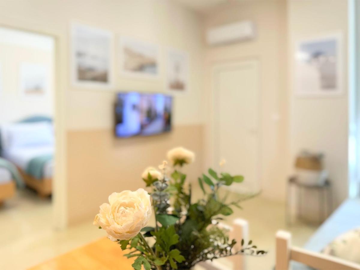 13 Eur For Monthly Stay - Home By The Sea - Hbs 골렘 외부 사진