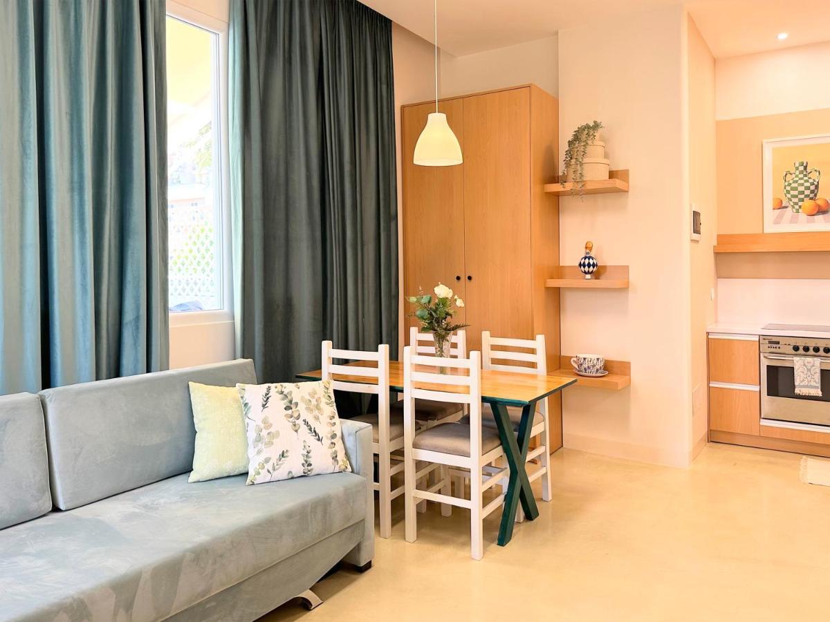 13 Eur For Monthly Stay - Home By The Sea - Hbs 골렘 외부 사진