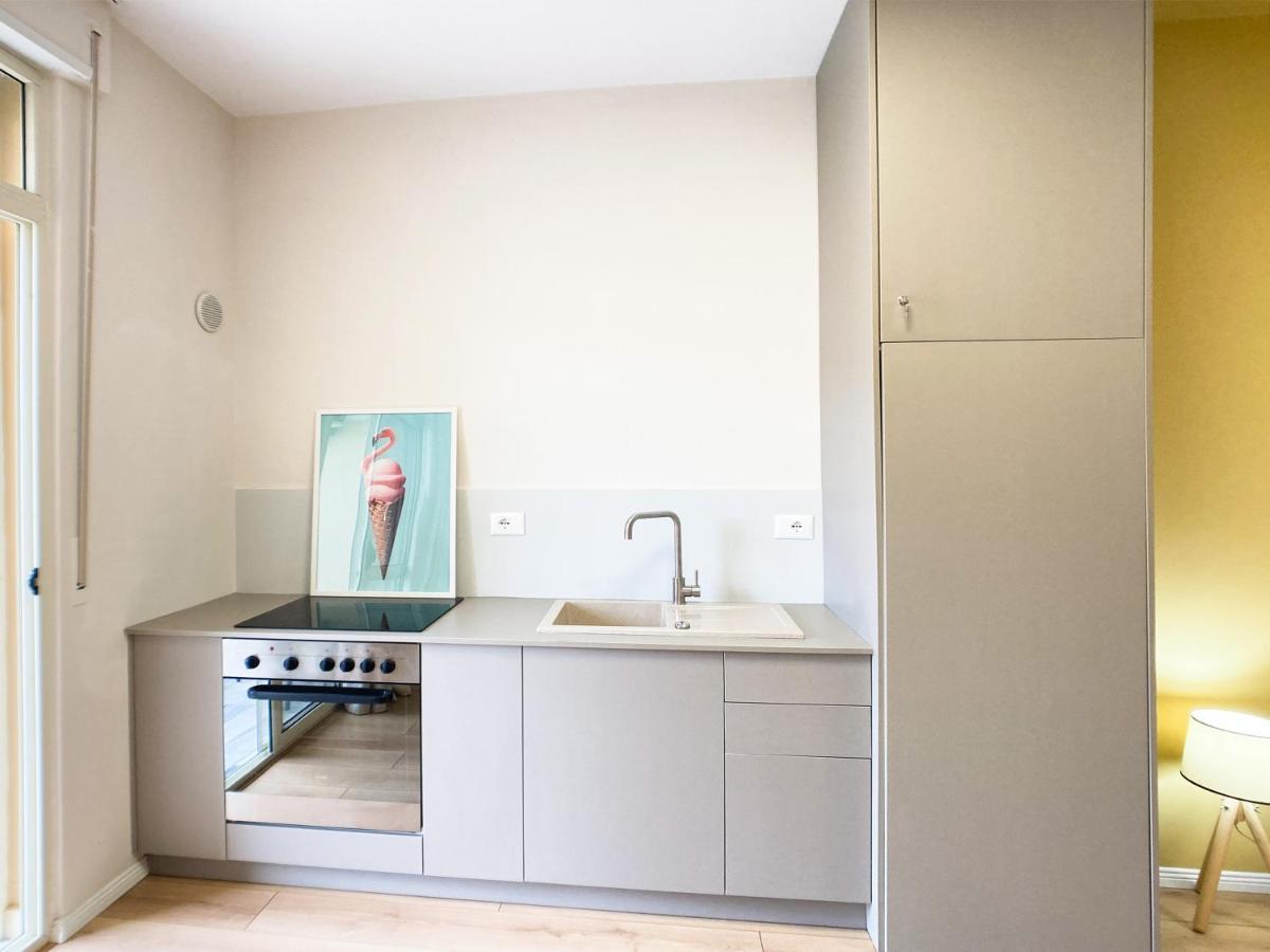 13 Eur For Monthly Stay - Home By The Sea - Hbs 골렘 외부 사진