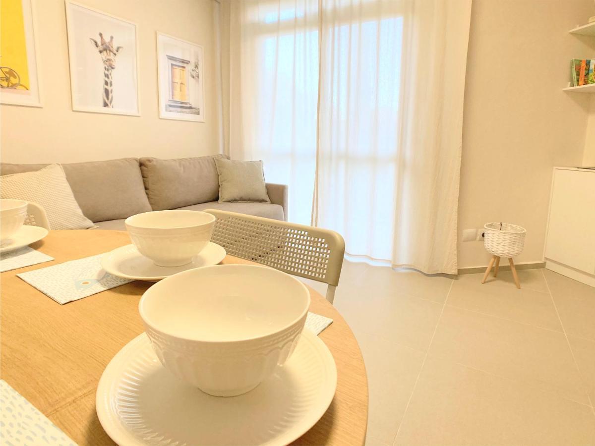 13 Eur For Monthly Stay - Home By The Sea - Hbs 골렘 외부 사진