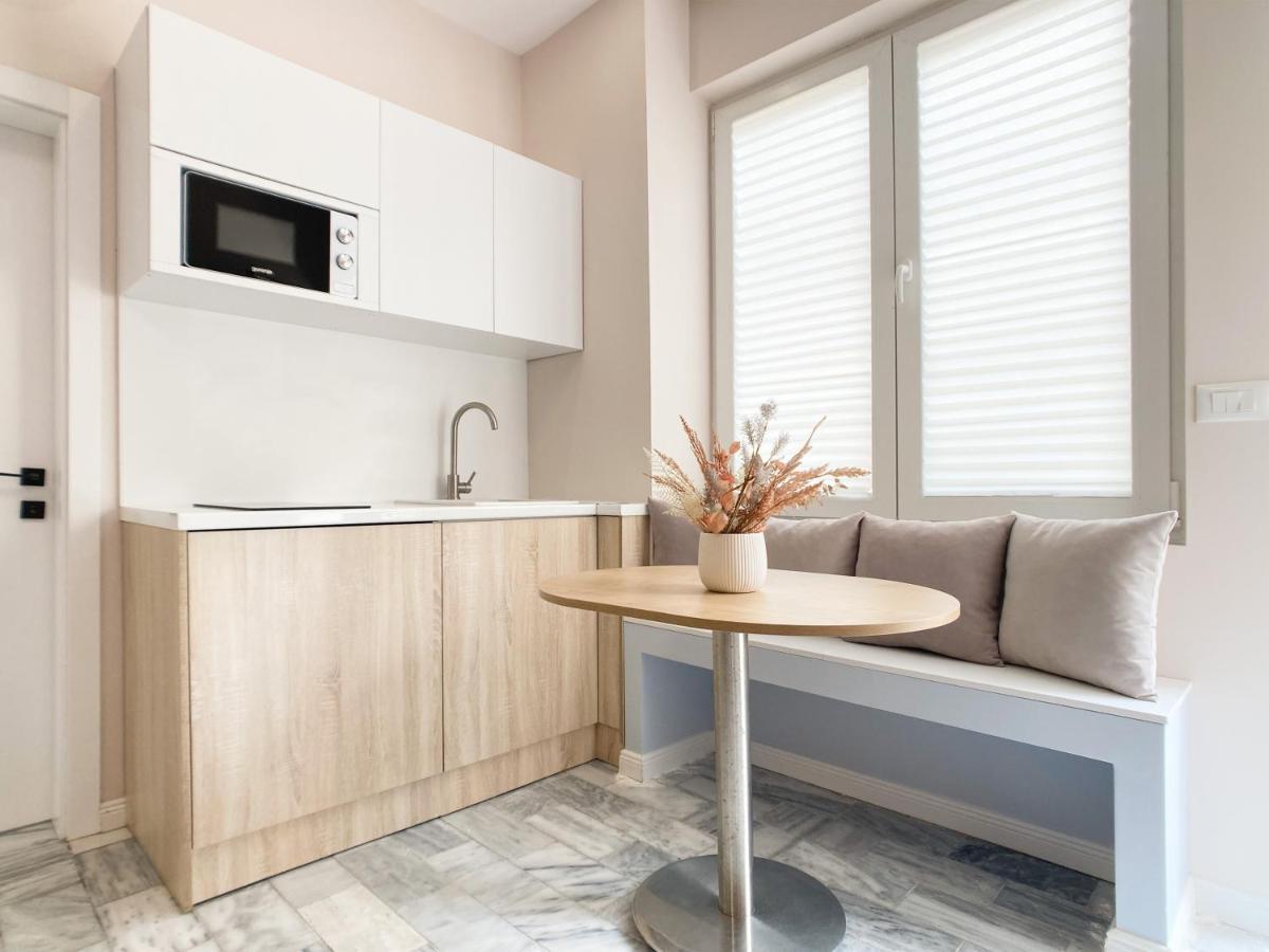 13 Eur For Monthly Stay - Home By The Sea - Hbs 골렘 외부 사진