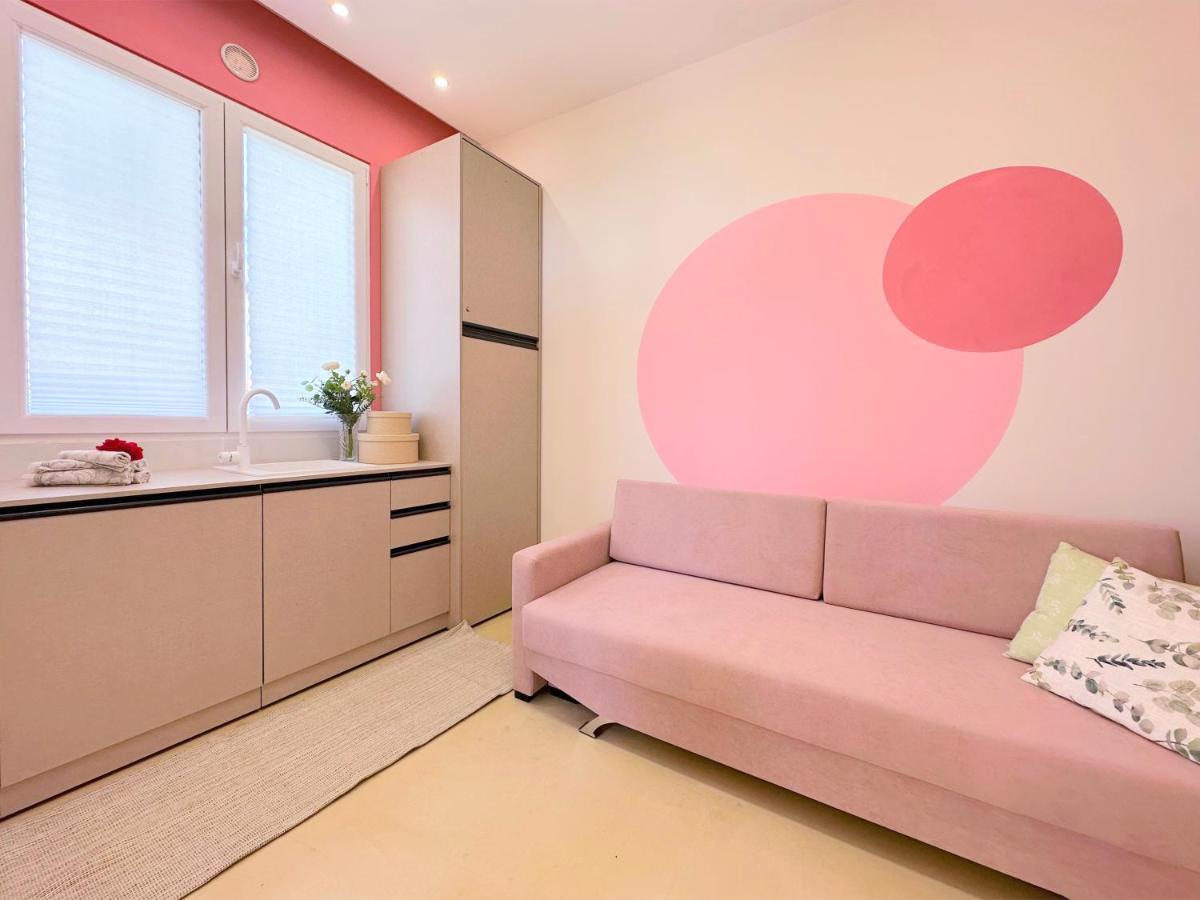 13 Eur For Monthly Stay - Home By The Sea - Hbs 골렘 외부 사진